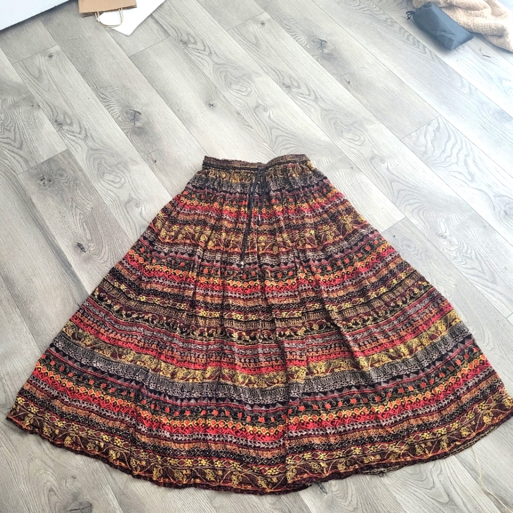 Small/Medium boho midi skirt by Requirements.